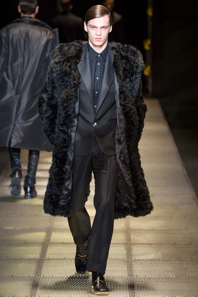Look 47